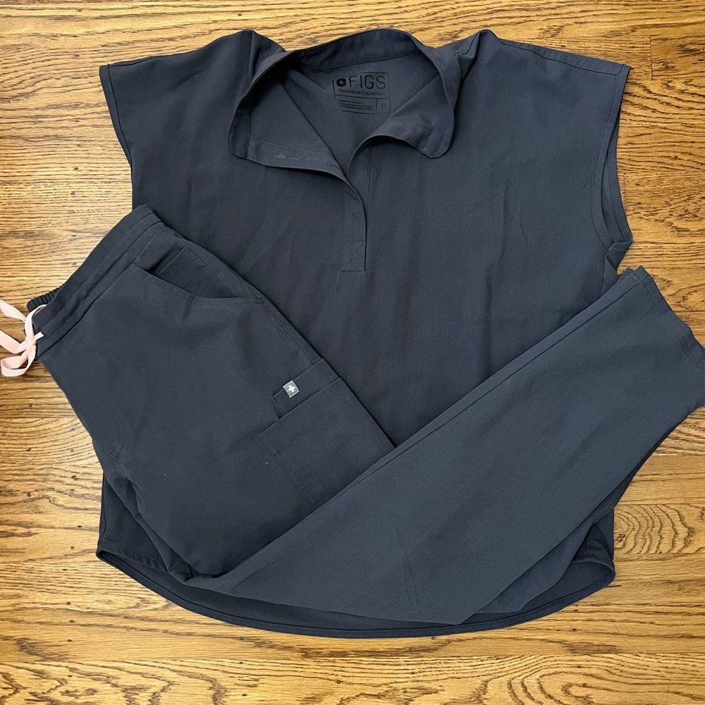 FIGS SET XS